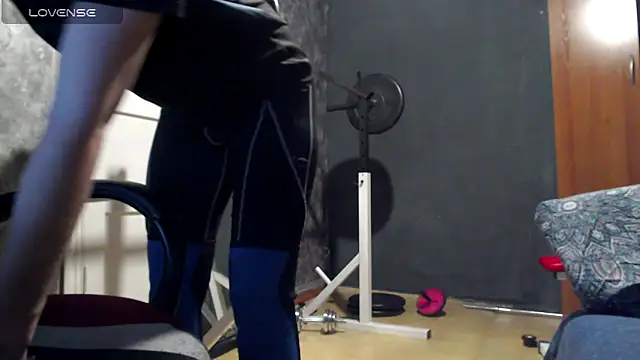 womanstrong78 online show from December 2025 04:15:01 PM