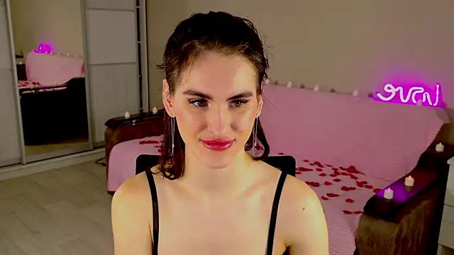 FridaCure online show from March 2025 10:10:01 PM