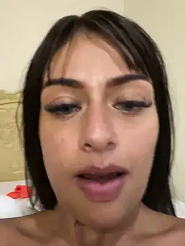 Snapshot of ZairaSofia1 chatting on January 2025 10:45:01 PM ZairaSofia1 online show from January 2025 10:45:01 PM