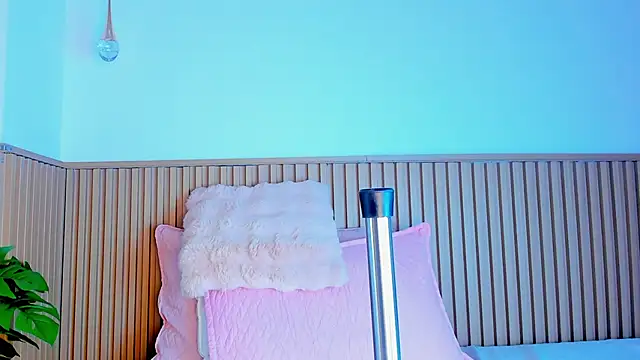 Snapshot of zoe_rivers chatting on December 2024 05:14:01 PM zoe rivers online show from December 2024 05:14:01 PM