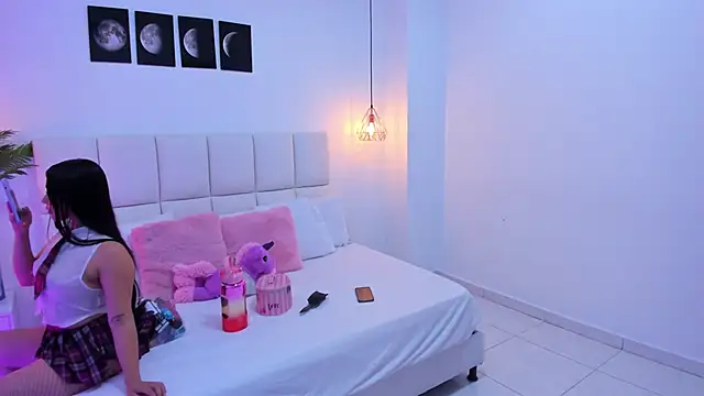 Snapshot of zoe_rivers chatting on November 2025 11:37:02 PM zoe rivers online show from November 2025 11:37:02 PM