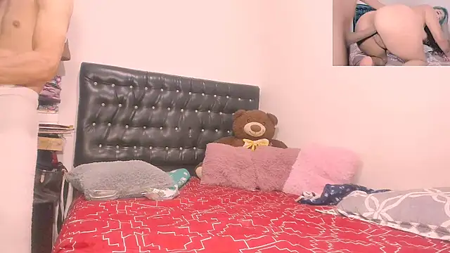 Snapshot of sexylatin_ chatting on October 2025 03:30:01 AM sexylatin online show from October 2025 03:30:01 AM