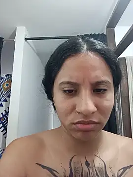 Snapshot of Karii-R chatting on June 2026 03:58:01 PM Karii-R online show from June 2026 03:58:01 PM