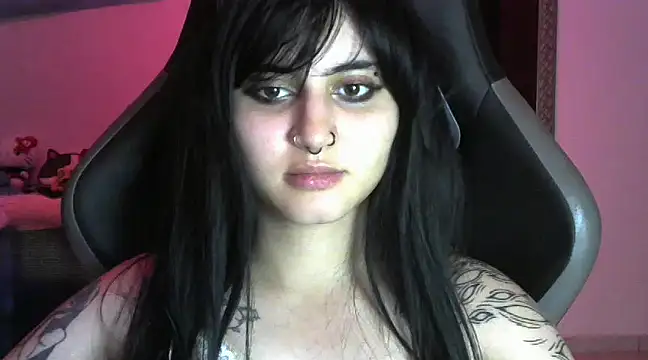 poison-eeve online show from February 2025 04:58:02 AM