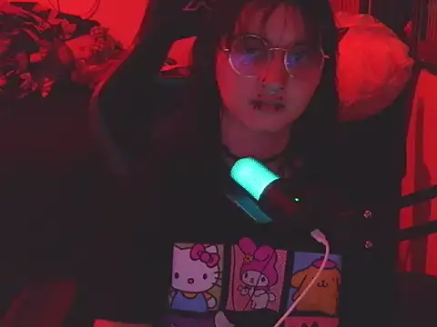 poison-eeve online show from July 2026 01:58:02 PM