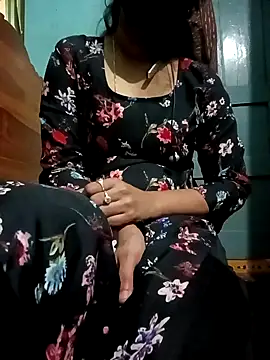 Snapshot of gunjan22 chatting on December 2024 07:39:01 AM gunjan22 online show from December 2024 07:39:01 AM