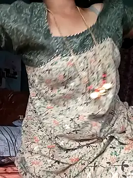 Snapshot of gunjan22 chatting on January 2025 06:27:02 AM gunjan22 online show from January 2025 06:27:02 AM