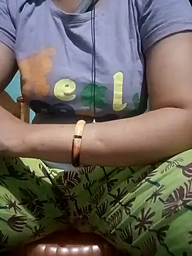 Snapshot of gunjan22 chatting on February 2025 02:52:01 PM gunjan22 online show from February 2025 02:52:01 PM