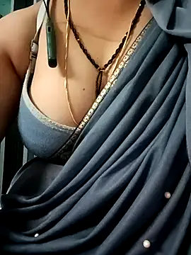 Snapshot of gunjan22 chatting on December 2025 07:02:02 AM gunjan22 online show from December 2025 07:02:02 AM