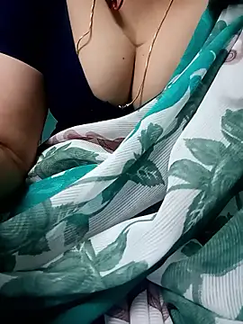 Snapshot of gunjan22 chatting on January 2026 08:16:01 AM gunjan22 online show from January 2026 08:16:01 AM