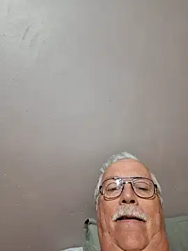 NawtyB1965 online show from April 2026 04:43:02 AM