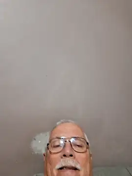 Snapshot of NawtyB1965 chatting on June 2026 04:15:02 AM NawtyB1965 online show from June 2026 04:15:02 AM