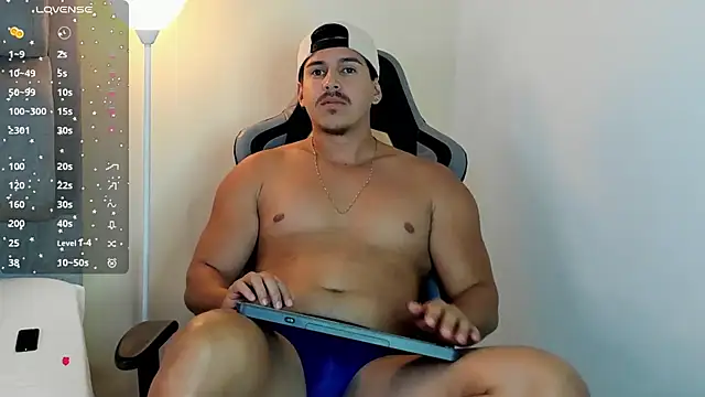 victor vixen online show from April 2026 08:50:02 PM