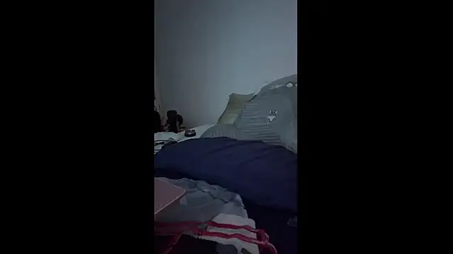 KySir1990 online show from February 2026 08:39:01 PM