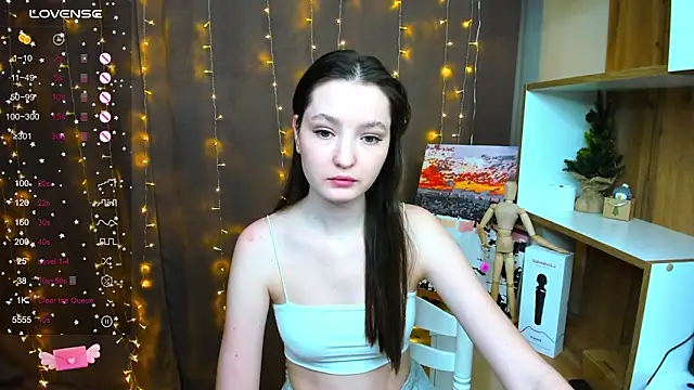 Snapshot of Fairyy_Moon chatting on December 2024 10:50:02 AM Fairyy Moon online show from December 2024 10:50:02 AM