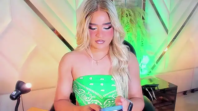 Snapshot of Elody_Preysler69 chatting on February 2026 04:53:02 AM Elody Preysler69 online show from February 2026 04:53:02 AM