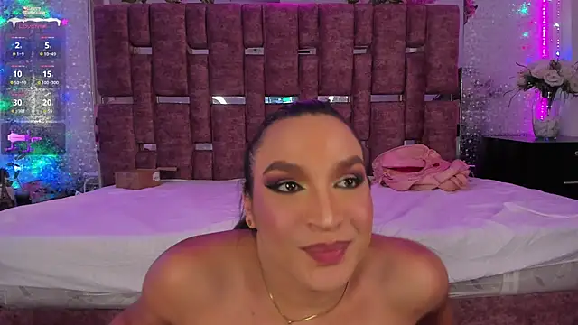 Snapshot of KylieVictoria chatting on December 2024 09:02:02 AM KylieVictoria online show from December 2024 09:02:02 AM