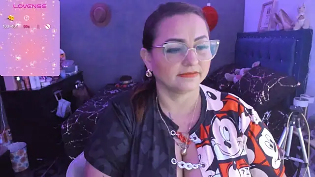 Snapshot of Ivonnee__ chatting on January 2025 09:32:01 AM Ivonnee   online show from January 2025 09:32:01 AM