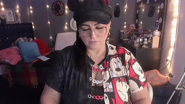 Snapshot of Ivonnee__ chatting on March 2025 03:47:01 AM Ivonnee   online show from March 2025 03:47:01 AM