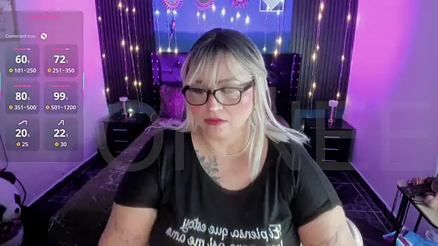 Snapshot of Ivonnee__ chatting on July 2026 12:05:01 AM Ivonnee online show from July 2026 12:05:01 AM