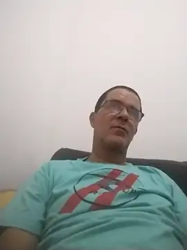 Snapshot of barboza991 chatting on February 2025 03:04:02 PM barboza991 online show from February 2025 03:04:02 PM