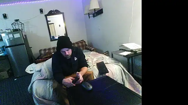 Snapshot of Cooperstone chatting on December 2024 01:56:02 AM Cooperstone online show from December 2024 01:56:02 AM