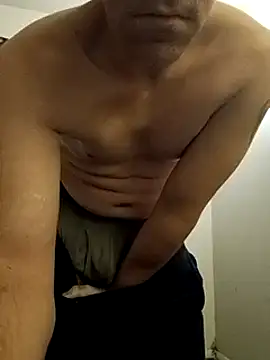 Snapshot of Cooperstone chatting on February 2025 09:41:02 PM Cooperstone online show from February 2025 09:41:02 PM