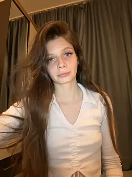 Effi 18 online show from October 2025 05:45:02 PM
