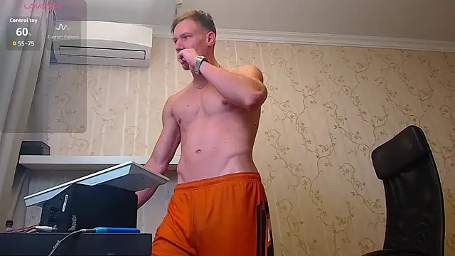 MateoBenjaminX online show from September 2025 10:29:01 AM