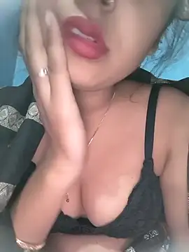 Shanaya Hotty online show from December 2024 03:04:02 AM