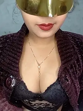 Shanaya Hotty online show from December 2024 07:04:02 PM