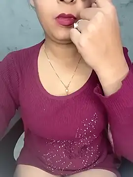 Shanaya Hotty online show from December 2024 08:07:01 PM