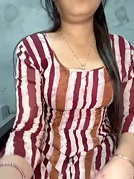 Shanaya Hotty online show from January 2025 08:47:01 PM