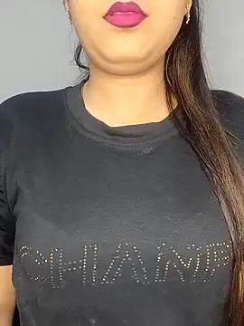 Shanaya Hotty online show from October 2025 09:15:01 PM