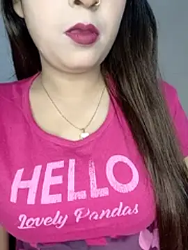 Shanaya Hotty online show from November 2025 09:16:01 PM