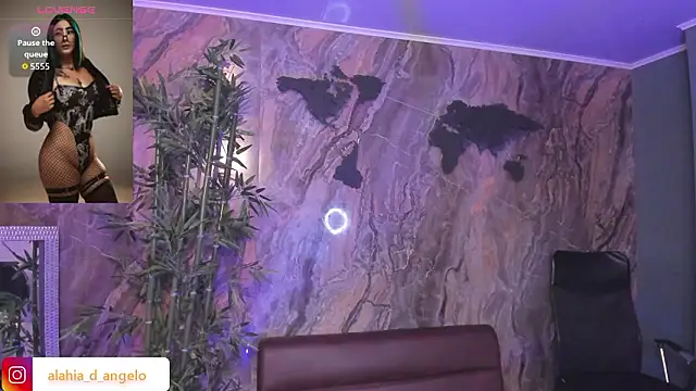 Alahia Dangelo online show from February 2026 05:39:01 PM