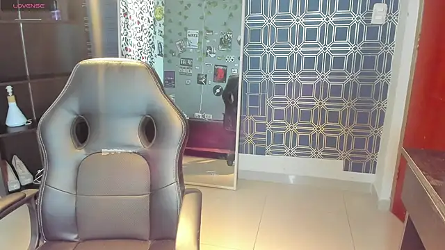  maria foxx  online show from November 2025 07:02:02 PM