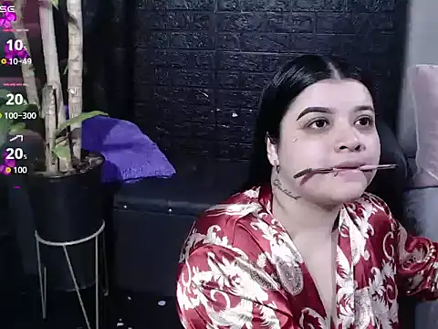 Snapshot of _ValeryStone_ chatting on October 2025 10:02:01 AM  ValeryStone  online show from October 2025 10:02:01 AM