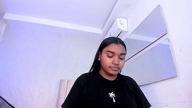 kayna gomez online show from January 2026 07:19:02 PM