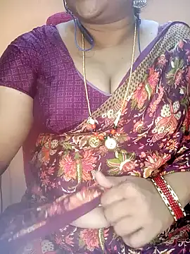 Snapshot of Sexy-Telugunayana2 chatting on January 2025 01:11:01 PM Sexy-Telugunayana2 online show from January 2025 01:11:01 PM
