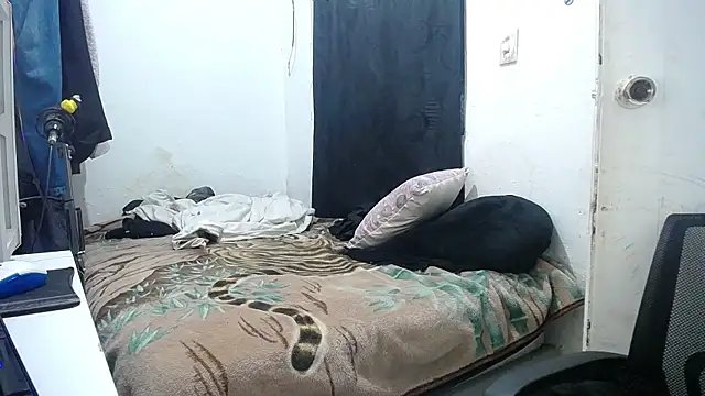 esjrobles online show from October 2025 05:19:02 AM