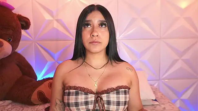 LeagueOfLovers online show from March 2025 01:46:01 AM