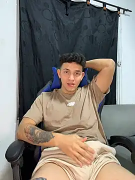 Aangelhot online show from January 2025 05:34:01 AM