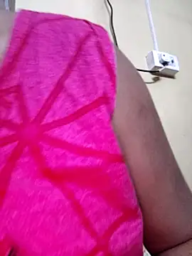 Snapshot of yoursweety09 chatting on January 2025 06:27:01 PM yoursweety09 online show from January 2025 06:27:01 PM