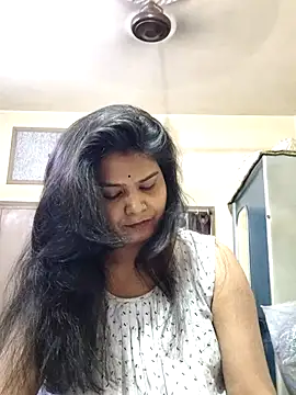 Snapshot of yoursweety09 chatting on March 2025 01:51:01 PM yoursweety09 online show from March 2025 01:51:01 PM