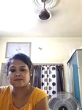 Snapshot of yoursweety09 chatting on March 2025 06:57:02 AM yoursweety09 online show from March 2025 06:57:02 AM