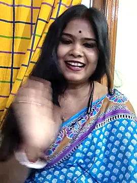 Snapshot of yoursweety09 chatting on September 2025 08:18:01 AM yoursweety09 online show from September 2025 08:18:01 AM