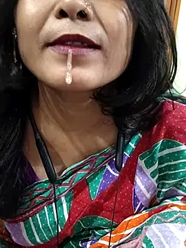 Snapshot of yoursweety09 chatting on October 2025 02:12:02 AM yoursweety09 online show from October 2025 02:12:02 AM