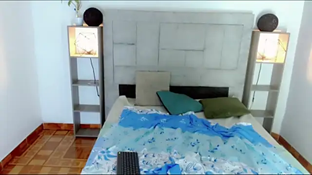 Eban Dustan online show from March 2026 07:39:01 PM