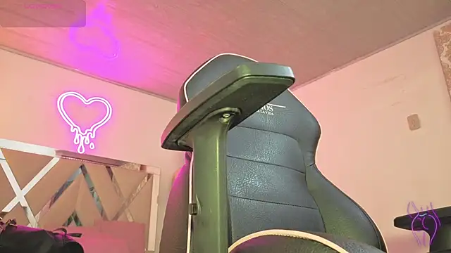 Laylafoxy tay online show from October 2025 03:17:02 AM